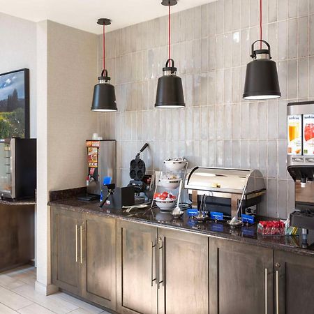 Best Western Holiday Hills Coalville Ngoại thất bức ảnh